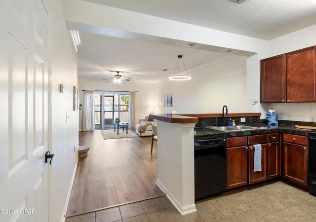 Photo 3 of Townhouse for sale at 802 Baldwin Rowe Cir, Panama City, FL 32405 | MLS# 782645 | Listing updated on 2026-08-19