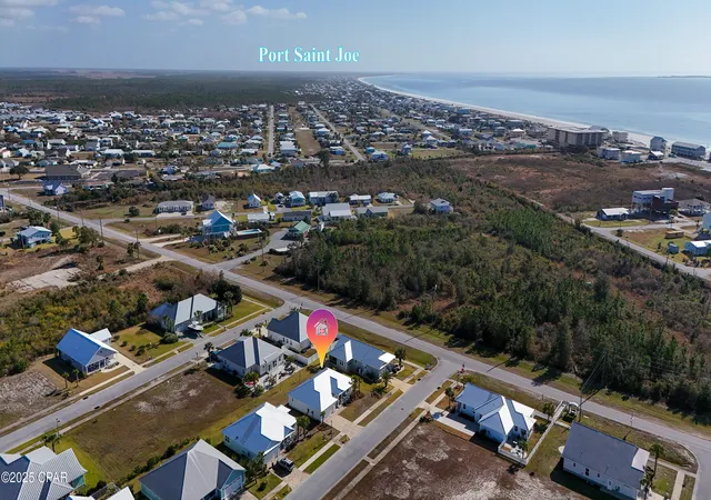 Photo 4 of Single family home for sale at 102 St Charles St, Port Saint Joe, FL 32456 | MLS# 782975 | Listing updated on 2026-08-31