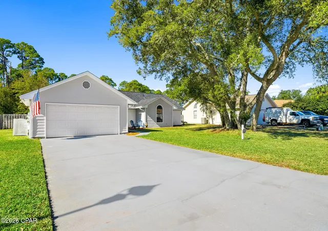 Photo 4 of Single family home for sale at 1722 Wahoo Cir, Panama City, FL 32408 | MLS# 783783 | Listing updated on 2026-08-03