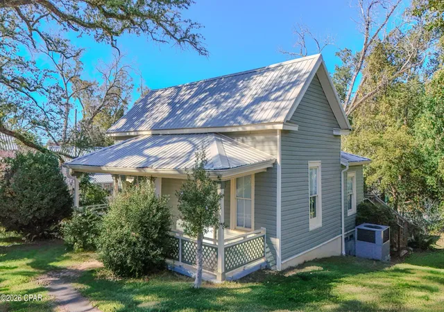 Photo 1 of Single family home for sale at 4404 Broad St, Marianna, FL 32446 | MLS# 784137 | Listing updated on 2026-07-31