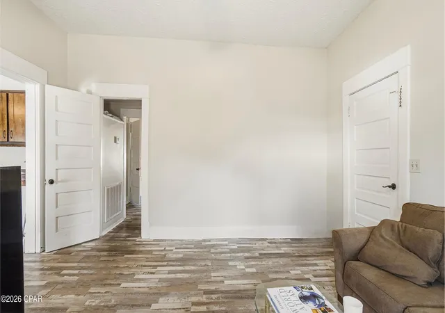 Photo 3 of Single family home for sale at 4404 Broad St, Marianna, FL 32446 | MLS# 784137 | Listing updated on 2026-07-31