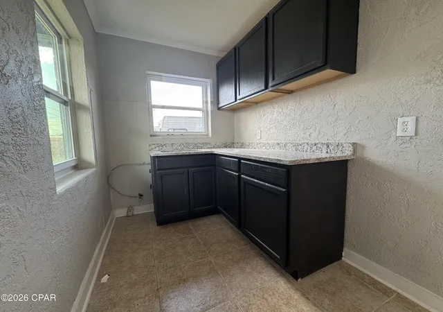Listing Photo 4 - Condo for sale in building located at 1209/1211 E 10th St, Panama City, FL 32401