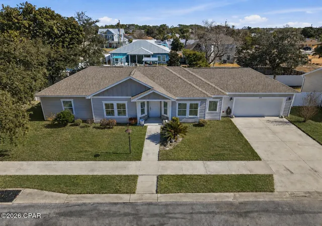 Photo 3 of Single family home for sale at 215 Wiregrass Ln, Panama City Beach, FL 32407 | MLS# 784742 | Listing updated on 2026-09-04
