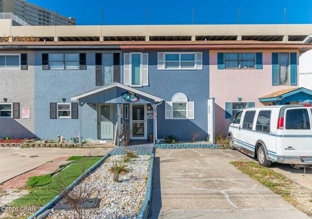 Photo 4 of Sale Pending at 636 W Caladium Cir #B, Panama City Beach, FL 32413 | MLS# 784966 | Listing updated on 2026-10-01