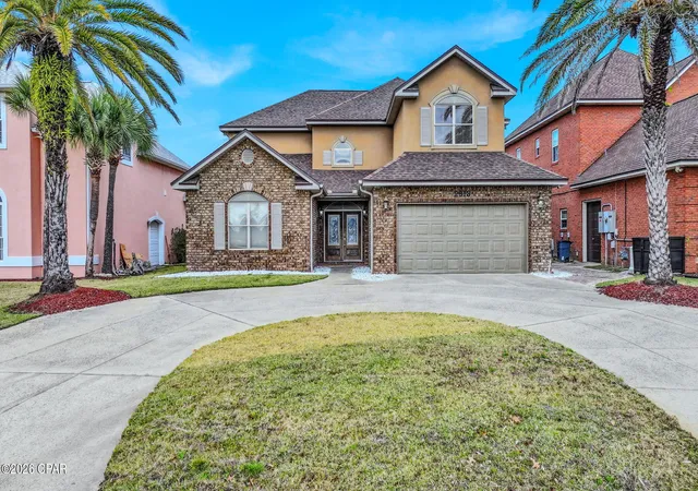Photo 3 of Single family home for sale at 2913 Country Clb Dr, Lynn Haven, FL 32444 | MLS# 785033 | Listing updated on 2026-08-31