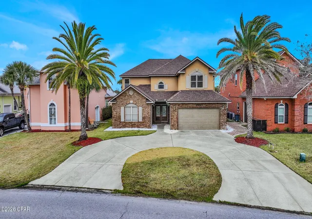 Photo 4 of Single family home for sale at 2913 Country Clb Dr, Lynn Haven, FL 32444 | MLS# 785033 | Listing updated on 2026-08-31