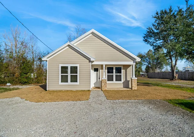 Photo 1 of Sale Pending at 719 Arrow St, Panama City, FL 32404 | MLS# 785129 | Listing updated on 2026-09-11