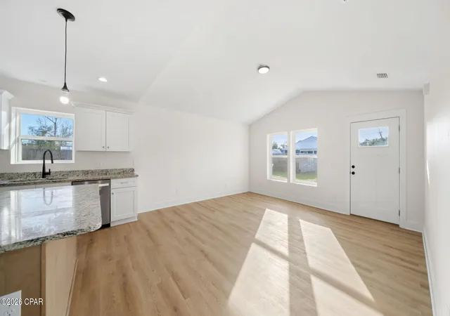 Photo 3 of Sale Pending at 719 Arrow St, Panama City, FL 32404 | MLS# 785129 | Listing updated on 2026-09-11