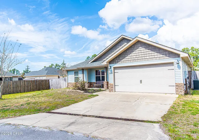 Photo 1 of Single family home for sale at 2303 Sondra Ct, Panama City, FL 32409 | MLS# 785247 | Listing updated on 2026-10-02