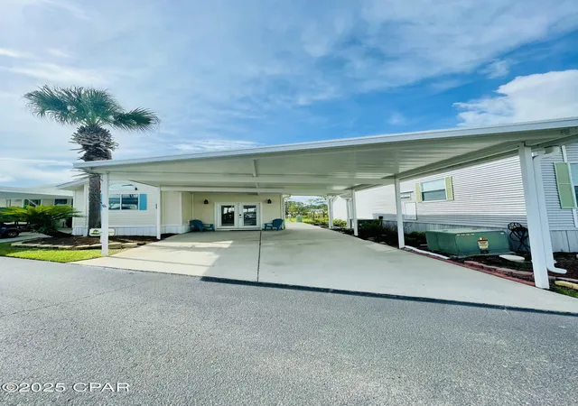 Photo 2 of Manufactured home for sale at 1219 Thomas #113, Panama City, FL 32408 | MLS# 785276 | Listing updated on 2026-09-11