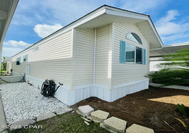 Photo 3 of Manufactured home for sale at 1219 Thomas #113, Panama City, FL 32408 | MLS# 785276 | Listing updated on 2026-09-11