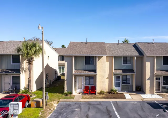 Photo 3 of Townhouse for sale at 143 W Leslie Ln, Panama City Beach, FL 32407 | MLS# 785392 | Listing updated on 2026-08-28