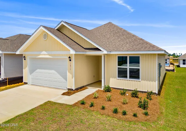 Photo 3 of Sale Pending at 7075 Merlyn Dethlefsen Rd, Panama City, FL 32404 | MLS# 785632 | Listing updated on 2026-09-13