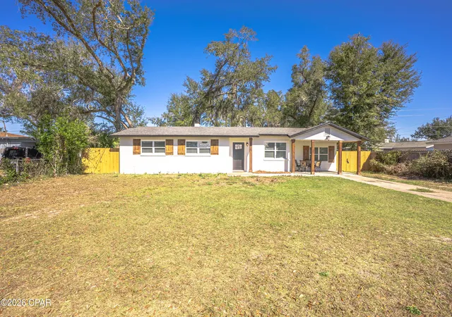 Photo 1 of Sale Pending at 4927 Hensey Rd, Panama City, FL 32404 | MLS# 785790 | Listing updated on 2026-09-12