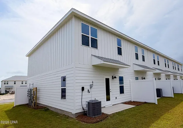Photo 3 of Townhouse for sale at 223 Salt Crk Ln, Port Saint Joe, FL 32456 | MLS# 785800 | Listing updated on 2026-08-28