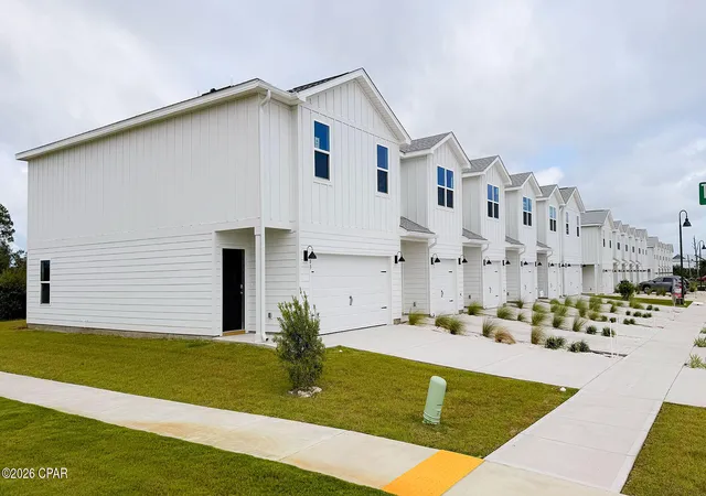 Photo 2 of Townhouse for sale at 203 Salt Crk Ln, Port Saint Joe, FL 32456 | MLS# 785801 | Listing updated on 2026-08-28