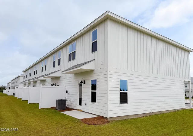 Photo 4 of Townhouse for sale at 203 Salt Crk Ln, Port Saint Joe, FL 32456 | MLS# 785801 | Listing updated on 2026-08-28