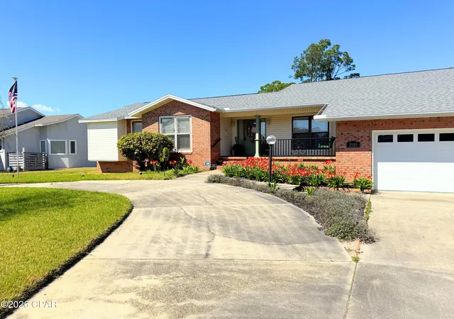 Photo 3 of Single family home for sale at 2910 Kings Harbour Rd, Panama City, FL 32405 | MLS# 786301 | Listing updated on 2026-08-28