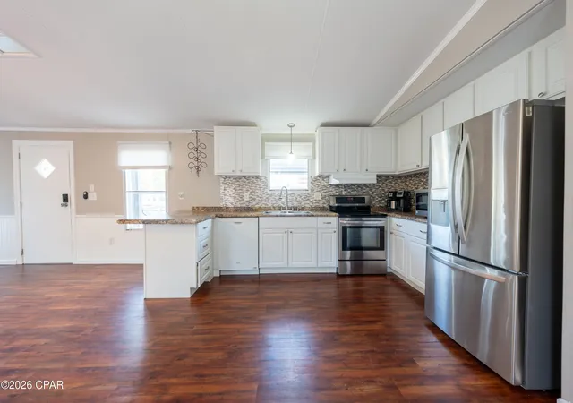Photo 2 of Manufactured home for sale at 4315 Catherine St, Panama City, FL 32408 | MLS# 786396 | Listing updated on 2026-08-27