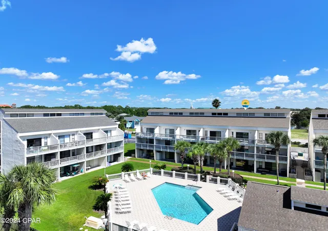 Listing Photo 2 - Condo for sale in building located at 17614 Front Bch Rd, Panama City Beach, FL 32413 - Unit #17E