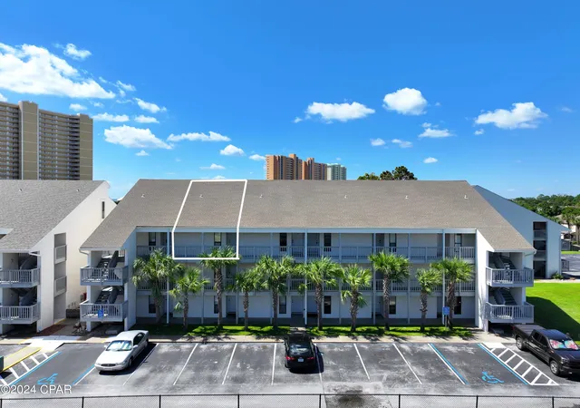 Listing Photo 3 - Condo for sale in building located at 17614 Front Bch Rd, Panama City Beach, FL 32413 - Unit #17E