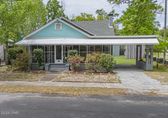 Photo 2 of Single family home for sale at 917 Grace Ave, Panama City, FL 32401 | MLS# 786786 | Listing updated on 2026-09-08
