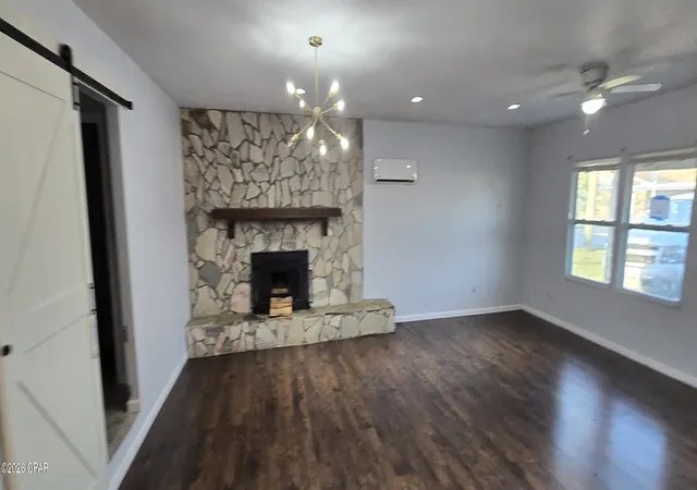 Photo 3 of Sale Pending at 726 Miles Dr, Panama City, FL 32404 | MLS# 786851 | Listing updated on 2026-08-17