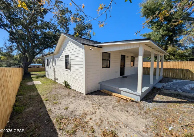 Photo 1 of Single family home for sale at 213 Springfield Ave, Panama City, FL 32401 | MLS# 786877 | Listing updated on 2026-08-28