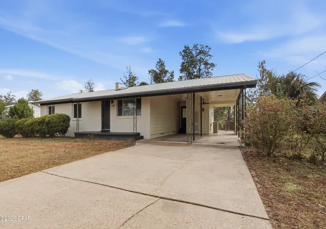 Photo 2 of Sale Pending at 1112 Earl Ave, Panama City, FL 32401 | MLS# 787012 | Listing updated on 2026-09-14