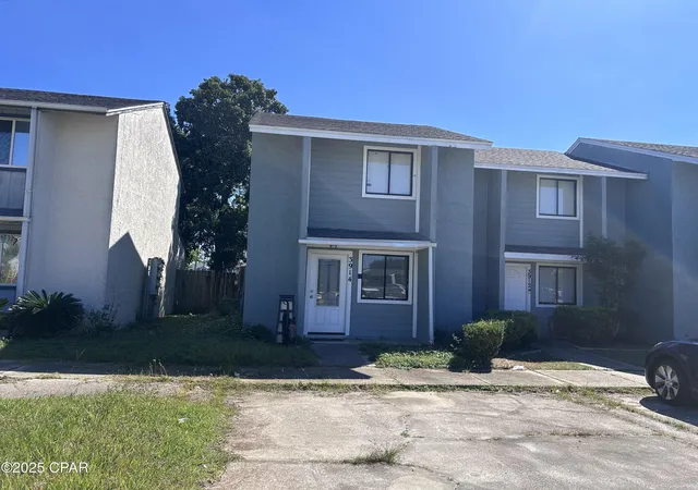 Photo 2 of Townhouse for sale at 3914 Venetian Cir, Panama City, FL 32405 | MLS# 787284 | Listing updated on 2026-09-08