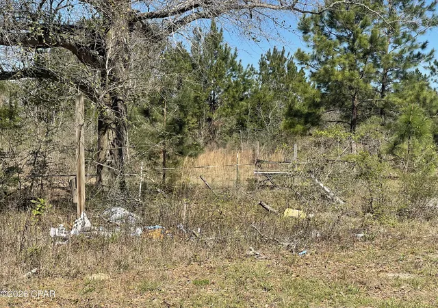 Photo 4 of Sale Pending at 12123 Harrington Rd, Fountain, FL 32438 | MLS# 787568 | Listing updated on 2026-09-12