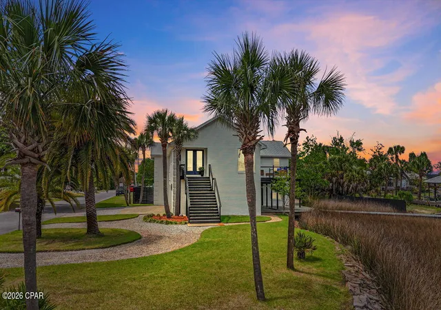 Photo 2 of Single family home for sale at 700 W 4th Street, Lynn Haven, FL 32444 | MLS# 787724 | Listing updated on 2026-09-23