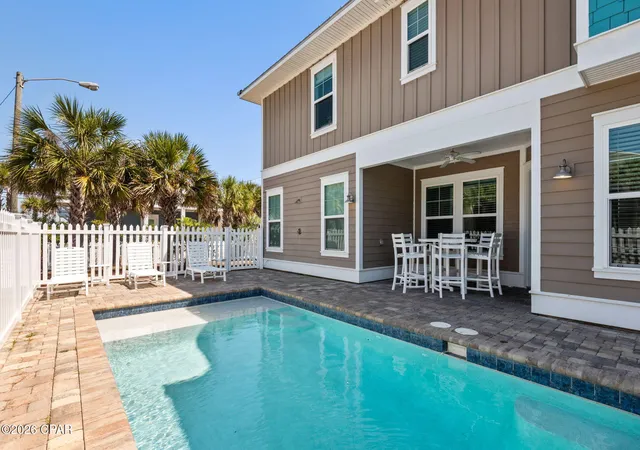 Photo 3 of Single family home for sale at 5518 Gulf Dr, Panama City, FL 32408 | MLS# 787812 | Listing updated on 2026-08-05