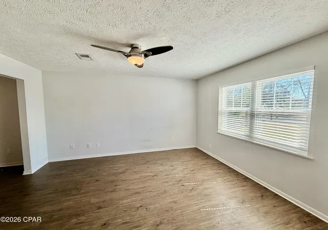 Listing Photo 4 - Condo for sale in building located at 21104 S Lakeview Dr, Panama City Beach, FL 32413