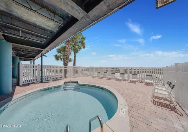 Listing Photo 4 - Condo for sale in building located at 118 S 38Th St, Mexico Beach, FL 32410 - Unit #5