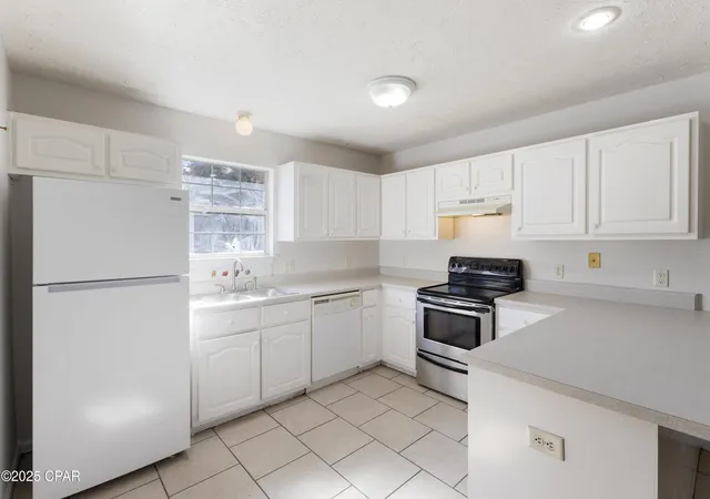 Photo 3 of Single family home for sale at 6404 Pine Dr, Panama City, FL 32408 | MLS# 787948 | Listing updated on 2026-08-04