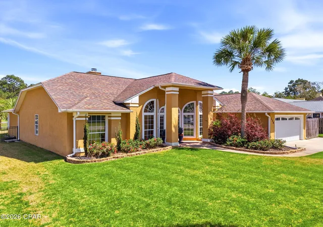 Photo 3 of Single family home for sale at 258 E Eagle Dr, Panama City Beach, FL 32407 | MLS# 787964 | Listing updated on 2026-09-14