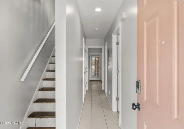 Listing Photo 4 - Condo for sale in building located at 6328 Bch Dr, Panama City, FL 32408