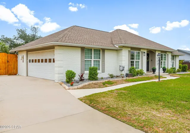 Photo 2 of Single family home for sale at 4503 Northshore Rd, Lynn Haven, FL 32444 | MLS# 788055 | Listing updated on 2026-10-07