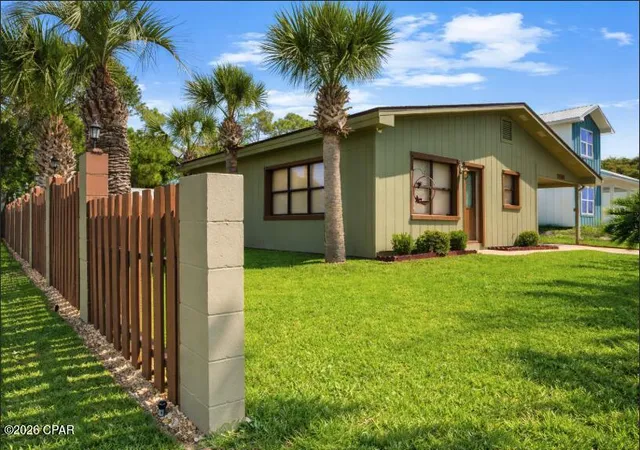 Photo 1 of Single family home for sale at 17850 Lynn St, Panama City Beach, FL 32413 | MLS# 788178 | Listing updated on 2026-09-13