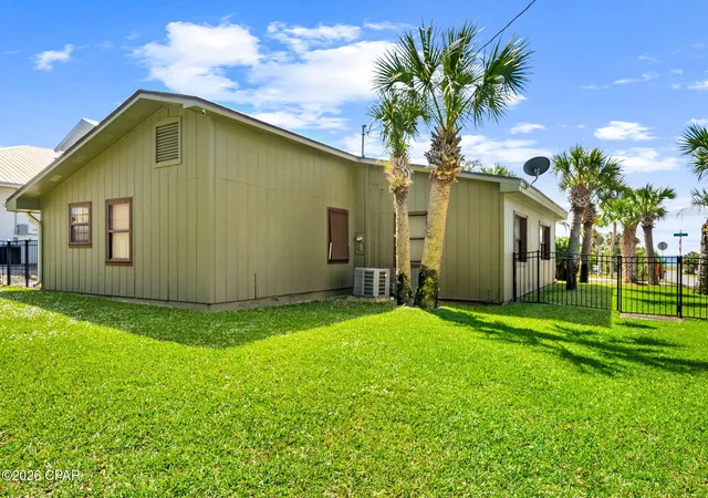 Photo 4 of Single family home for sale at 17850 Lynn St, Panama City Beach, FL 32413 | MLS# 788178 | Listing updated on 2026-09-13
