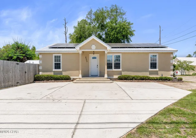 Photo 2 of Single family home for sale at 4500 W 19th Street, Panama City, FL 32405 | MLS# 788290 | Listing updated on 2026-08-28