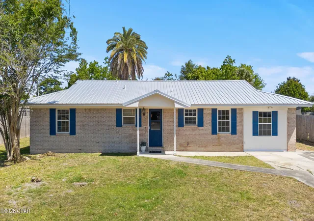 Photo 1 of Sale Pending at 1812 Airport Cir, Panama City, FL 32405 | MLS# 788911 | Listing updated on 2026-08-28
