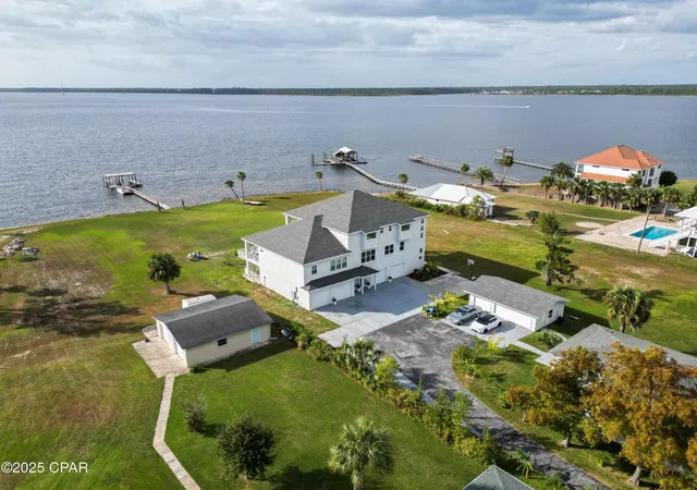 Photo 3 of Single family home for sale at 212 Montana Ave, Lynn Haven, FL 32444 | MLS# 788926 | Listing updated on 2026-08-23