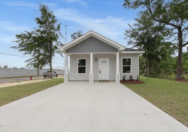 Photo 2 of Single family home for sale at 533 E 9th Street, Panama City, FL 32401 | MLS# 788951 | Listing updated on 2026-09-11