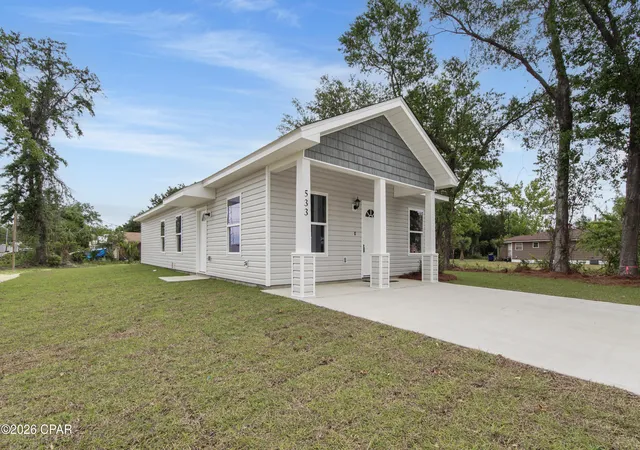 Photo 3 of Single family home for sale at 533 E 9th Street, Panama City, FL 32401 | MLS# 788951 | Listing updated on 2026-09-11