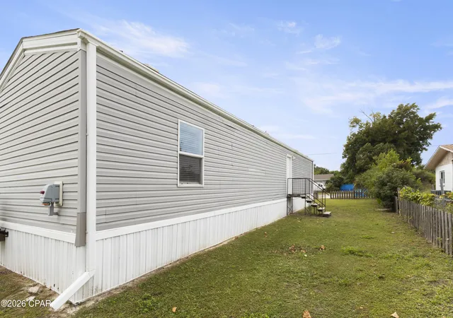 Manufactured home for sale at 102 Sims Ave #1, Panama City, FL 32404 | MLS# 788978
