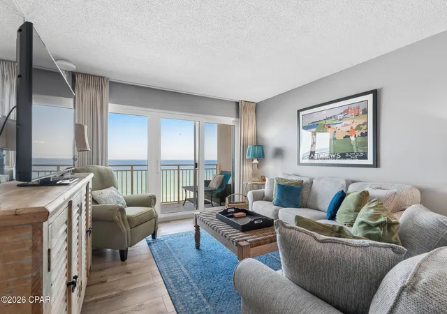 Listing Photo 5 - Condo for sale in building located at 7205 S Thomas Dr, Panama City Beach, FL 32408 - Unit #D704