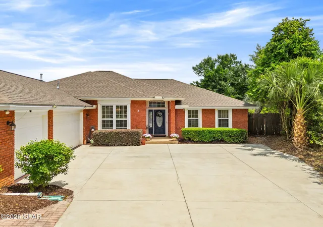 Photo 2 of Single family home for sale at 4012 Mary Louise Dr, Panama City, FL 32405 | MLS# 789125 | Listing updated on 2026-08-20