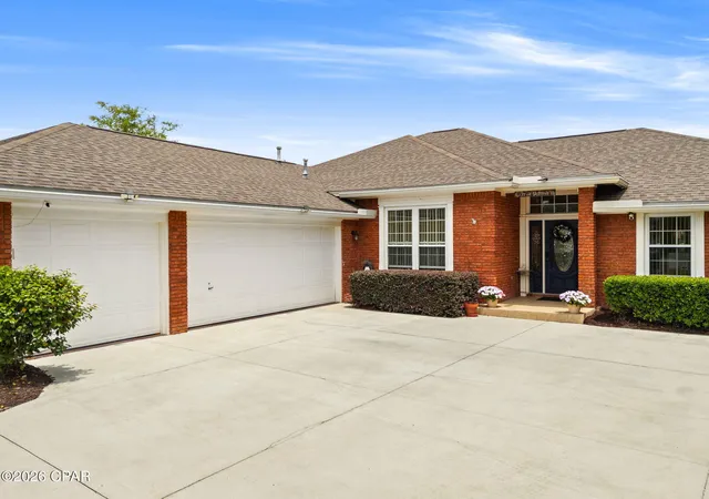 Photo 3 of Single family home for sale at 4012 Mary Louise Dr, Panama City, FL 32405 | MLS# 789125 | Listing updated on 2026-08-20